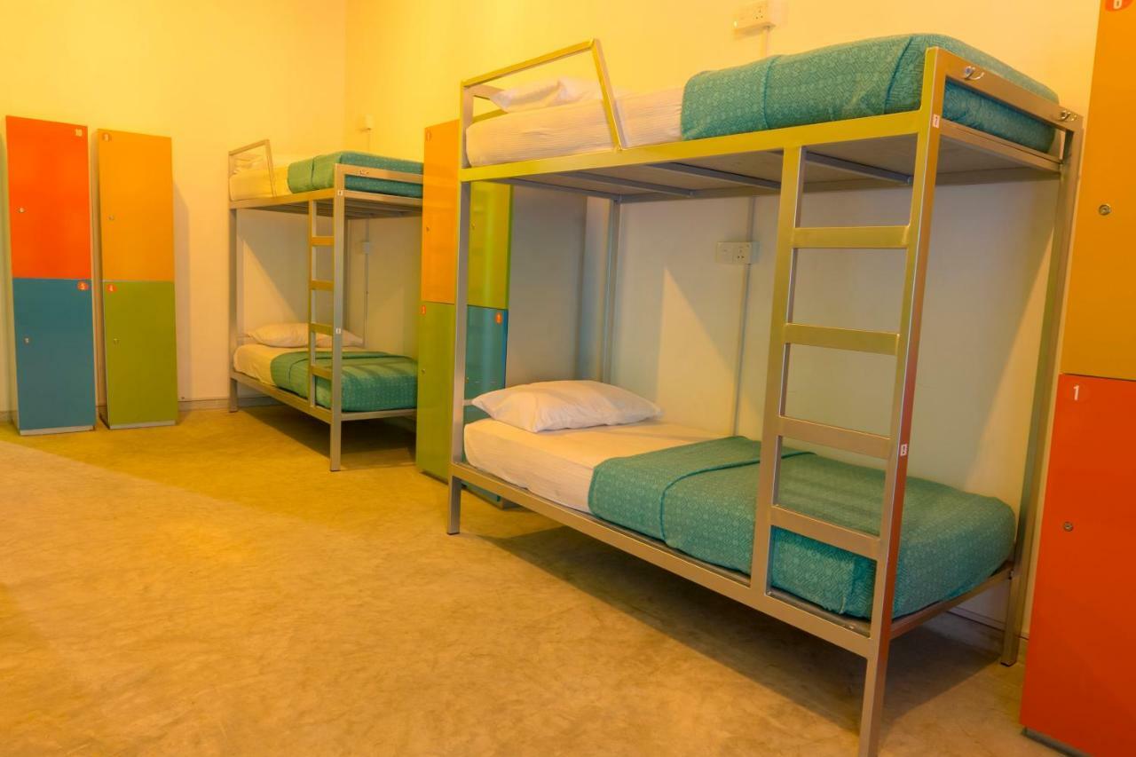 Bunk Station Hostel Ella Bagian luar foto